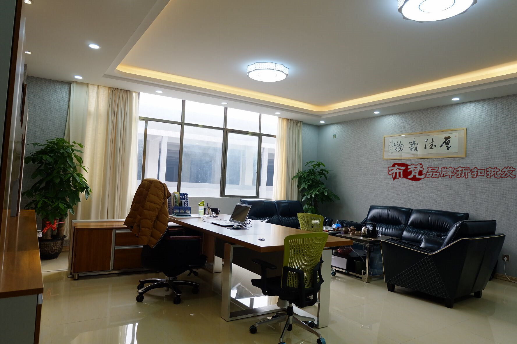 供應16年Z11歐美風連衣裙品牌尾貨