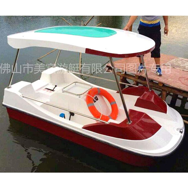 供應(yīng)4人 新款腳踏船 4人新款腳踏船不銹鋼、湖上觀光