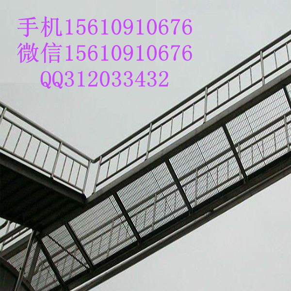 供應(yīng)用于石油、化工、|港口、電力、|污水處理廠、的我廠專業(yè)生產(chǎn)平臺(tái)鋼格板格柵板
