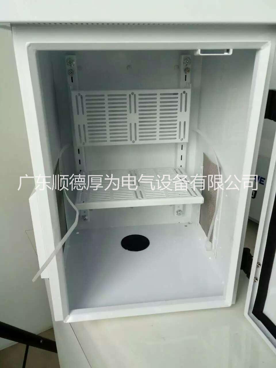 供應(yīng)廣東厚為熱賣室外立桿抱桿箱/戶外不銹鋼弱電箱現(xiàn)貨供應(yīng)