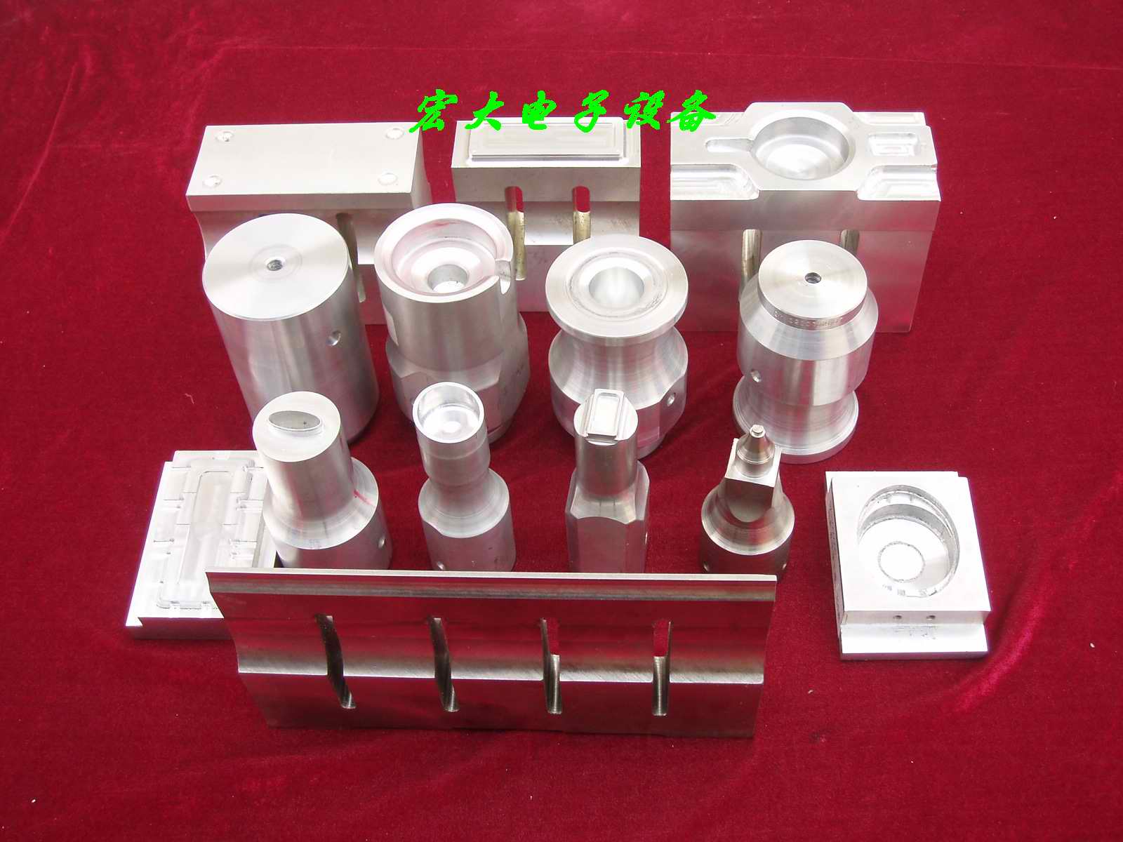 供應(yīng)超聲波模具，超音波模具