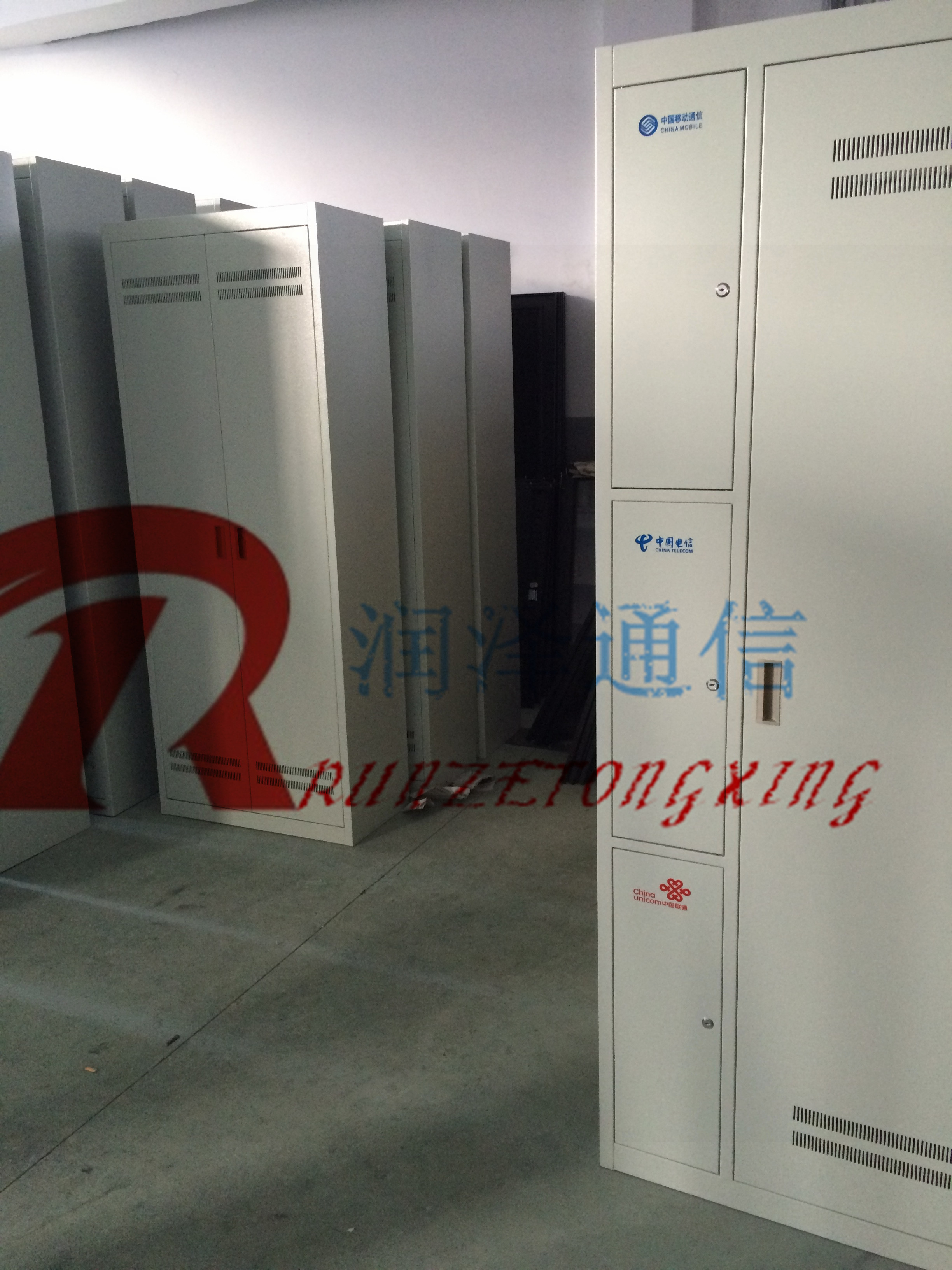 供應(yīng)576芯三網(wǎng)合一光纖配線架