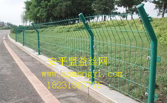 供應(yīng)公路隔離柵