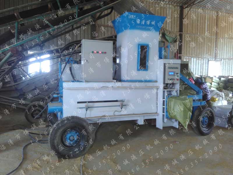 供應(yīng)河北全自動玉米秸稈打包機-臨清博誠液壓