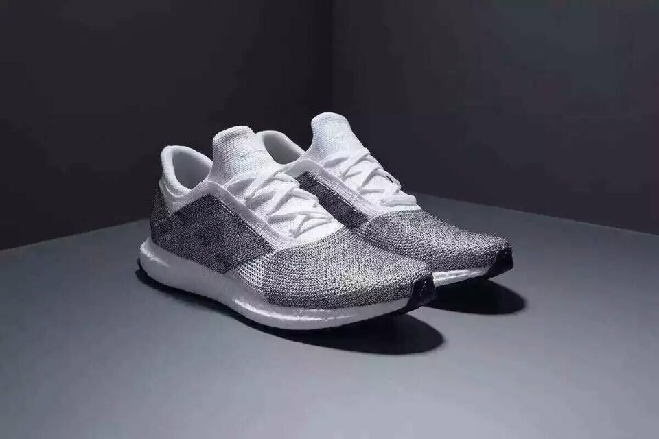 供應(yīng)6頭鞋面盤帶繩繡機(jī)