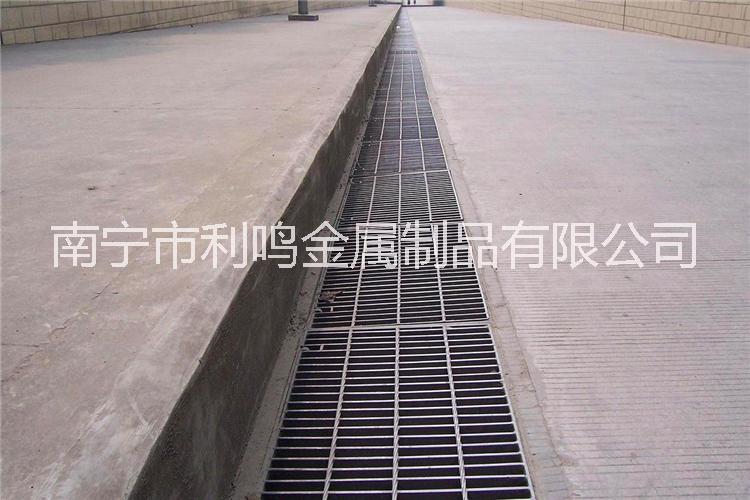 供應(yīng)不銹鋼水溝蓋板 鋼格柵板價(jià)格 可按要求定做 *