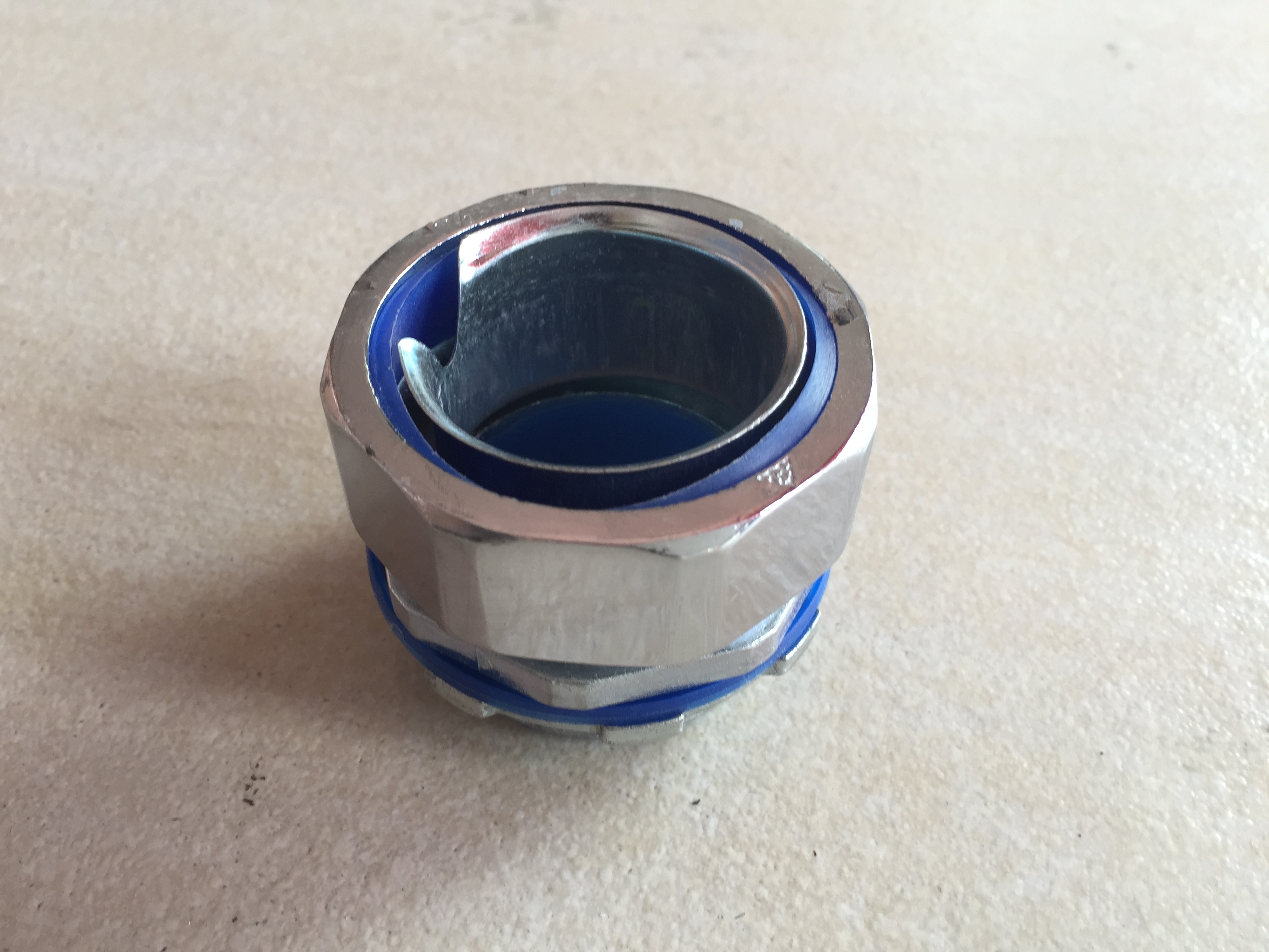 供應(yīng)廣州-金屬軟管批發(fā)代理┃包塑軟管【西鋼】