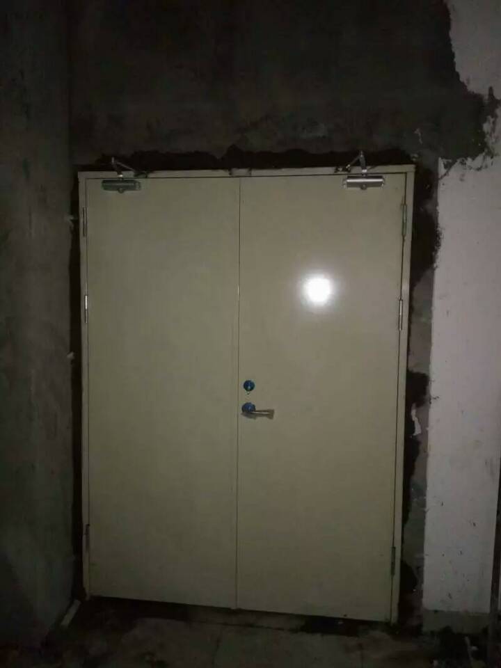 廣東鋼質(zhì)乙級防火門報價、哪家便宜、批發(fā)商、聯(lián)系方式【深圳市通曉實業(yè)有限公司】