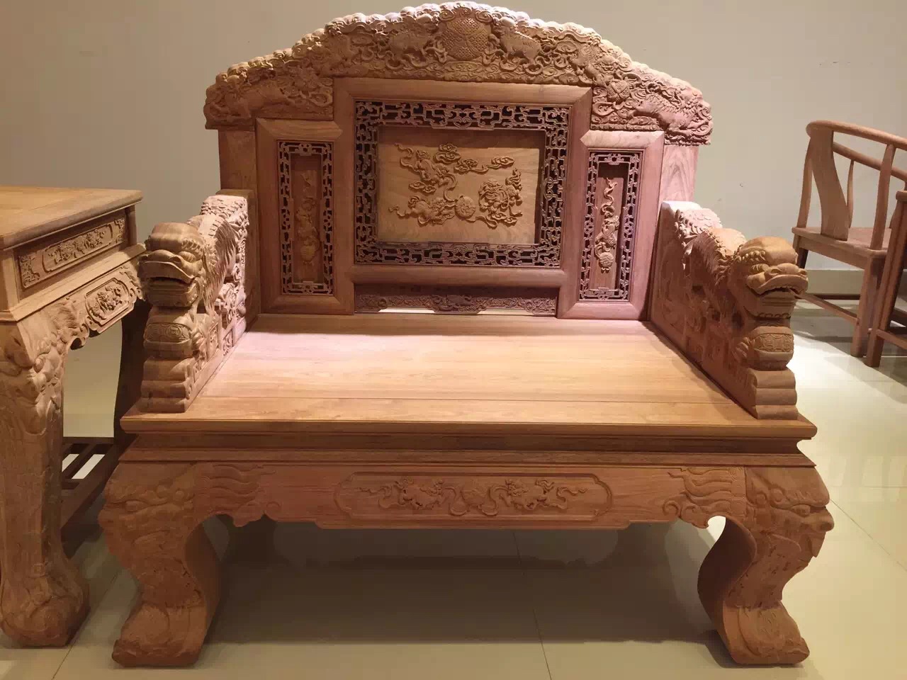 /東陽紅木/雍*紅木家具/紅木廠家/東陽木雕/雍*百獅圖沙發(fā)