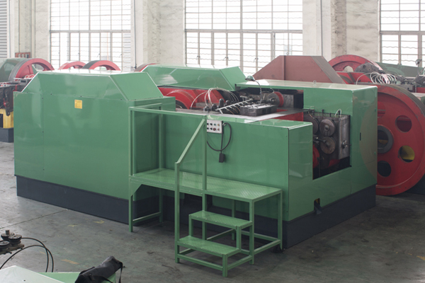 供應上海群英螺母機制造商，螺母機價格，多工位螺母機用途