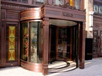 供應(yīng)蘭州銅旋轉(zhuǎn)門*報(bào)價(jià)、蘭州銅旋轉(zhuǎn)門廠家直銷