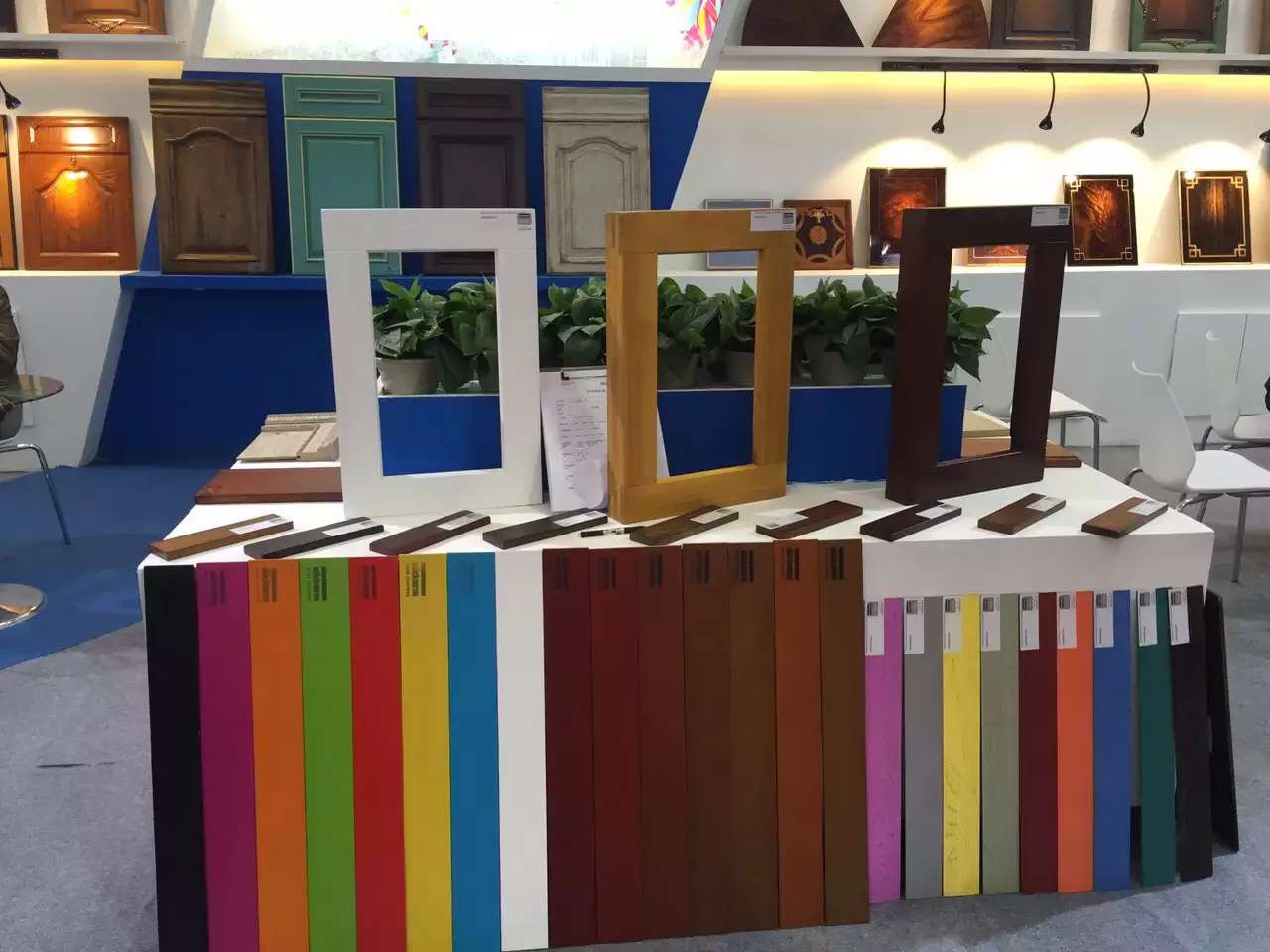 阿克蘇諾貝木器涂料、戶外水性漆 門窗漆 木器漆 環(huán)保木器涂料 sikkens 新勁水性漆 防腐木漆