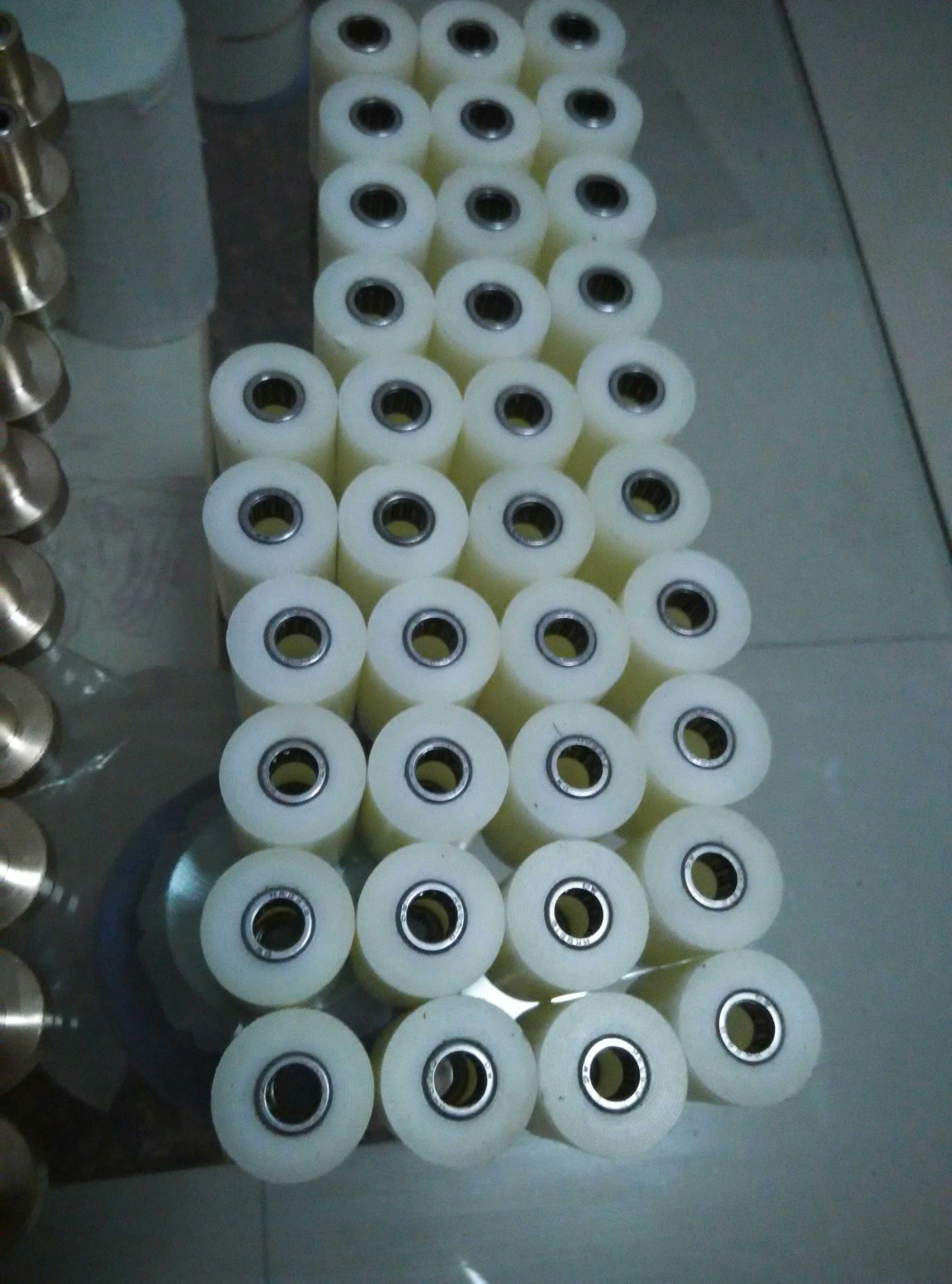 供應(yīng)用于工業(yè)設(shè)備的尼龍V型槽輪 滑輪定做 優(yōu)質(zhì)不銹鋼滑輪生產(chǎn)廠家