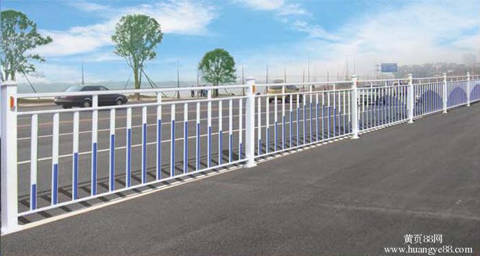 供應(yīng)京式交通護(hù)欄 公路護(hù)欄 m型護(hù)欄 交通道路隔離欄 市政交通護(hù)欄