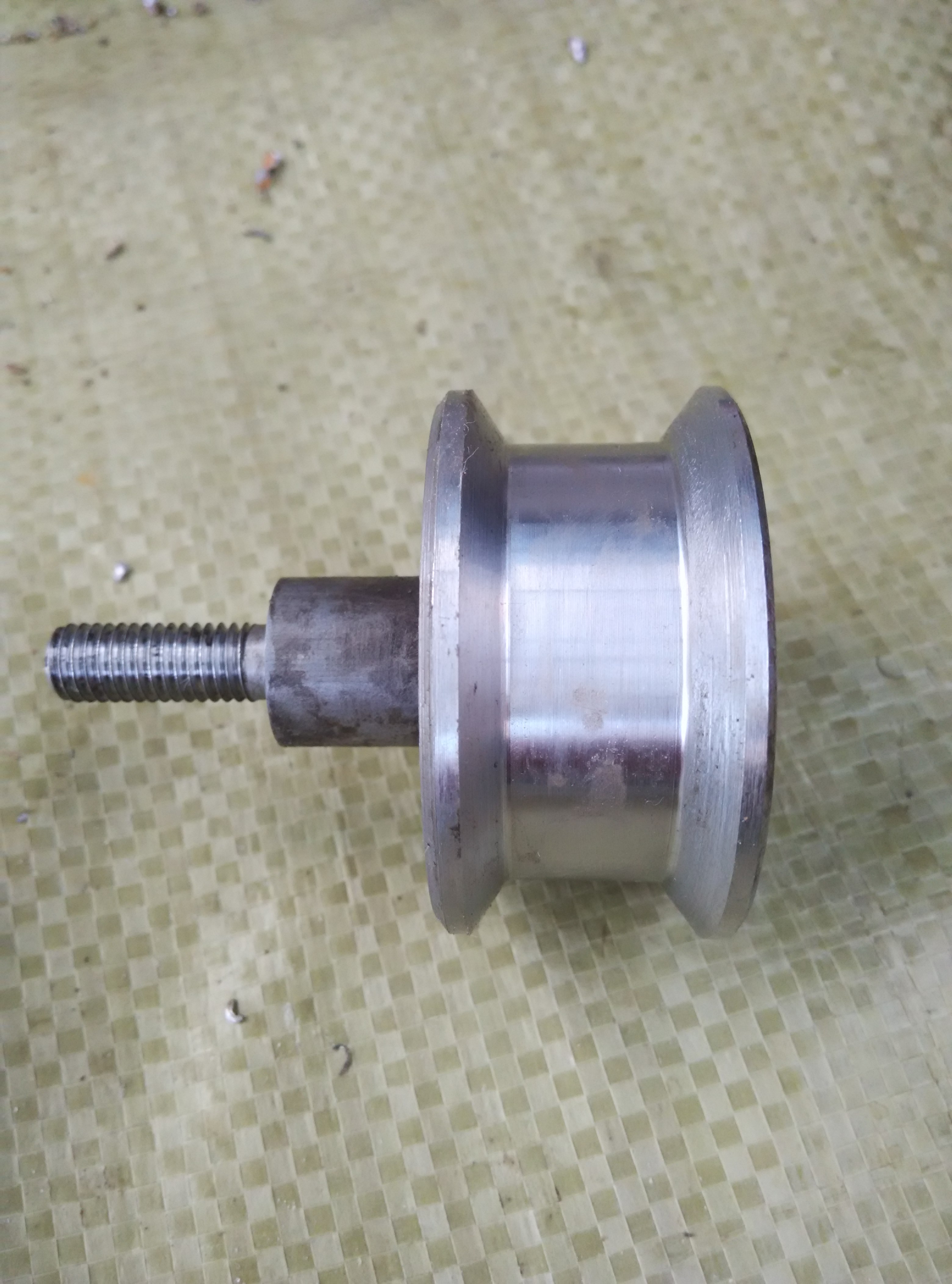 供應用于工業(yè)設備的尼龍滑輪定做 工業(yè)門不銹鋼滑輪 批發(fā)軸承滑輪生產(chǎn)廠家