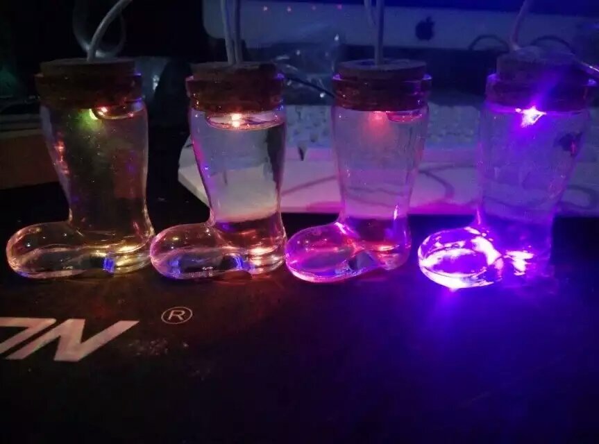 玻璃酒瓶廠家直銷  玻璃罐訂做熱線  徐州三江玻璃制品有限公司