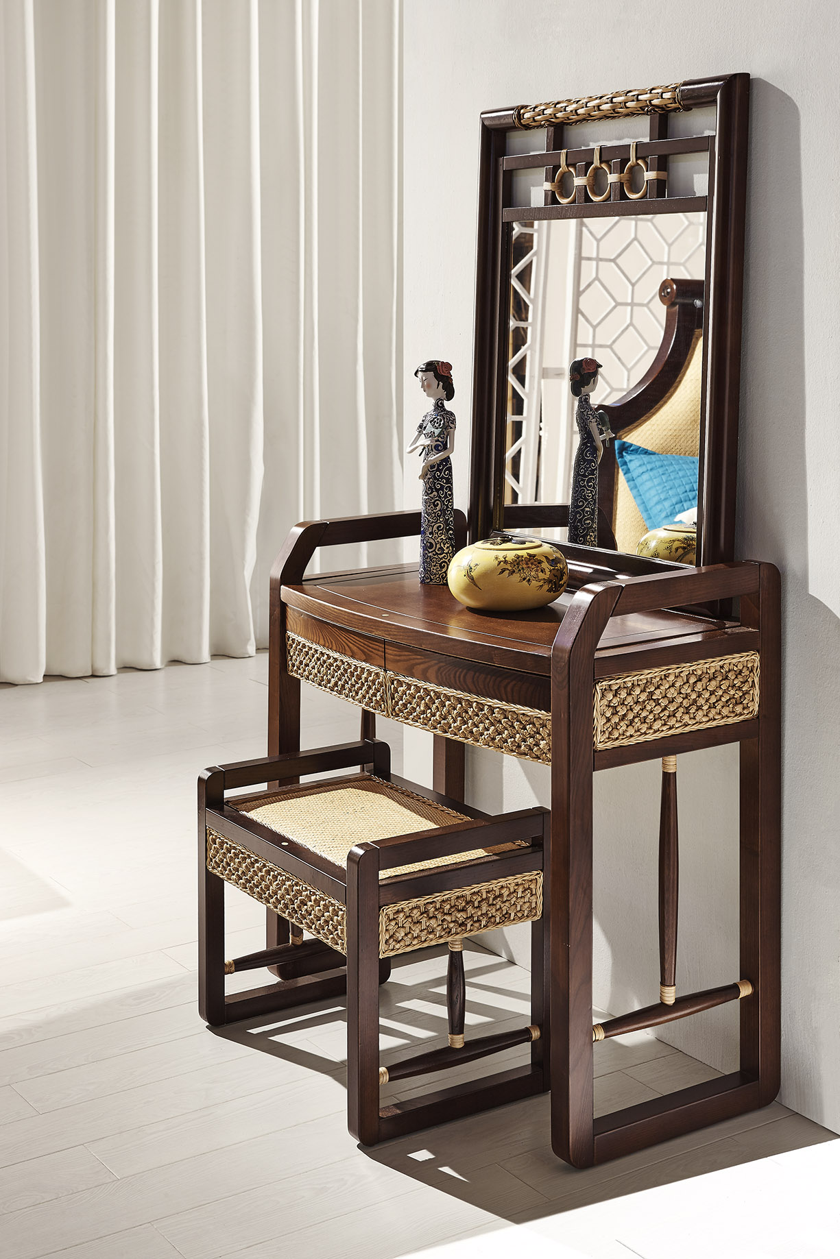 供應藤家具 梳妝臺凳 藤木梳妝臺椅價格/梳妝臺凳圖片