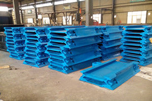 供應(yīng)用于刮板機(jī)對(duì)接專|轉(zhuǎn)載機(jī)配套的煤機(jī)大型鑄造中部槽  中部槽批發(fā)價(jià)格 河南中部槽