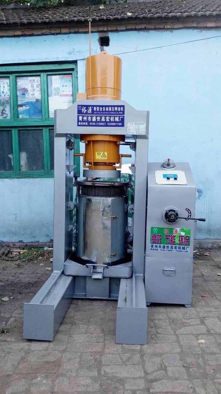 供應(yīng)花生大豆榨油機(jī)/花生大豆榨油機(jī)價(jià)格/花生大豆榨油機(jī)廠家