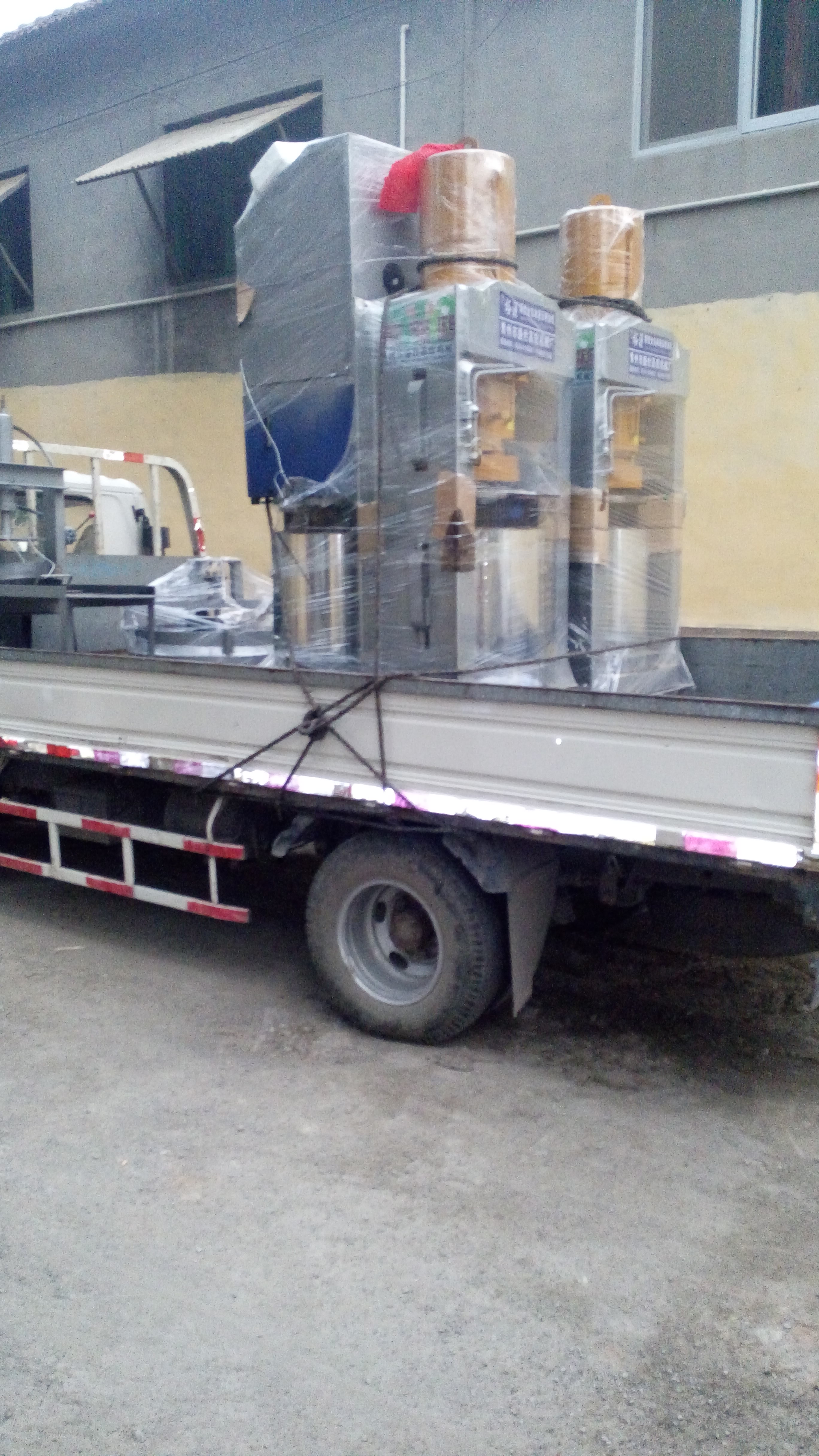 湖北榨油機(jī)，湖北榨油機(jī)生產(chǎn)，湖北榨油機(jī)廠家，湖北榨油機(jī)批發(fā)，湖北榨油機(jī)市場(chǎng)價(jià)，湖北榨油機(jī)廠商