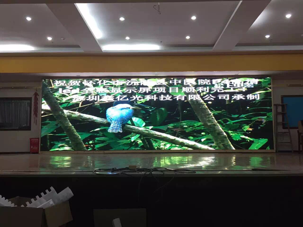 供應(yīng)p2.5高清壓鑄鋁LED租賃屏，p3.91戶(hù)外表貼，p6.25地磚屏