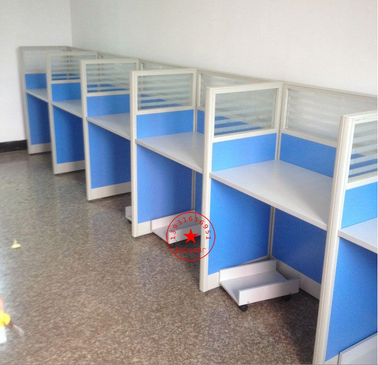 供應(yīng)一對一培訓(xùn)桌課桌椅辦公桌屏風(fēng)隔斷