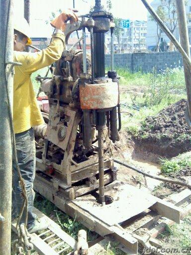 上海地源熱泵鉆井在線  地源熱泵鉆井和安裝  地源熱泵鉆井孔斜