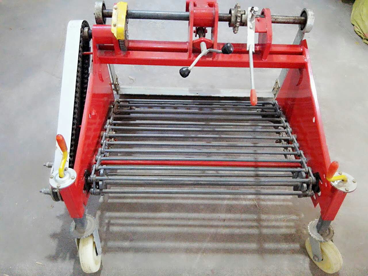 供應(yīng)地瓜收獲機(jī)機(jī)  土豆收獲機(jī)機(jī)