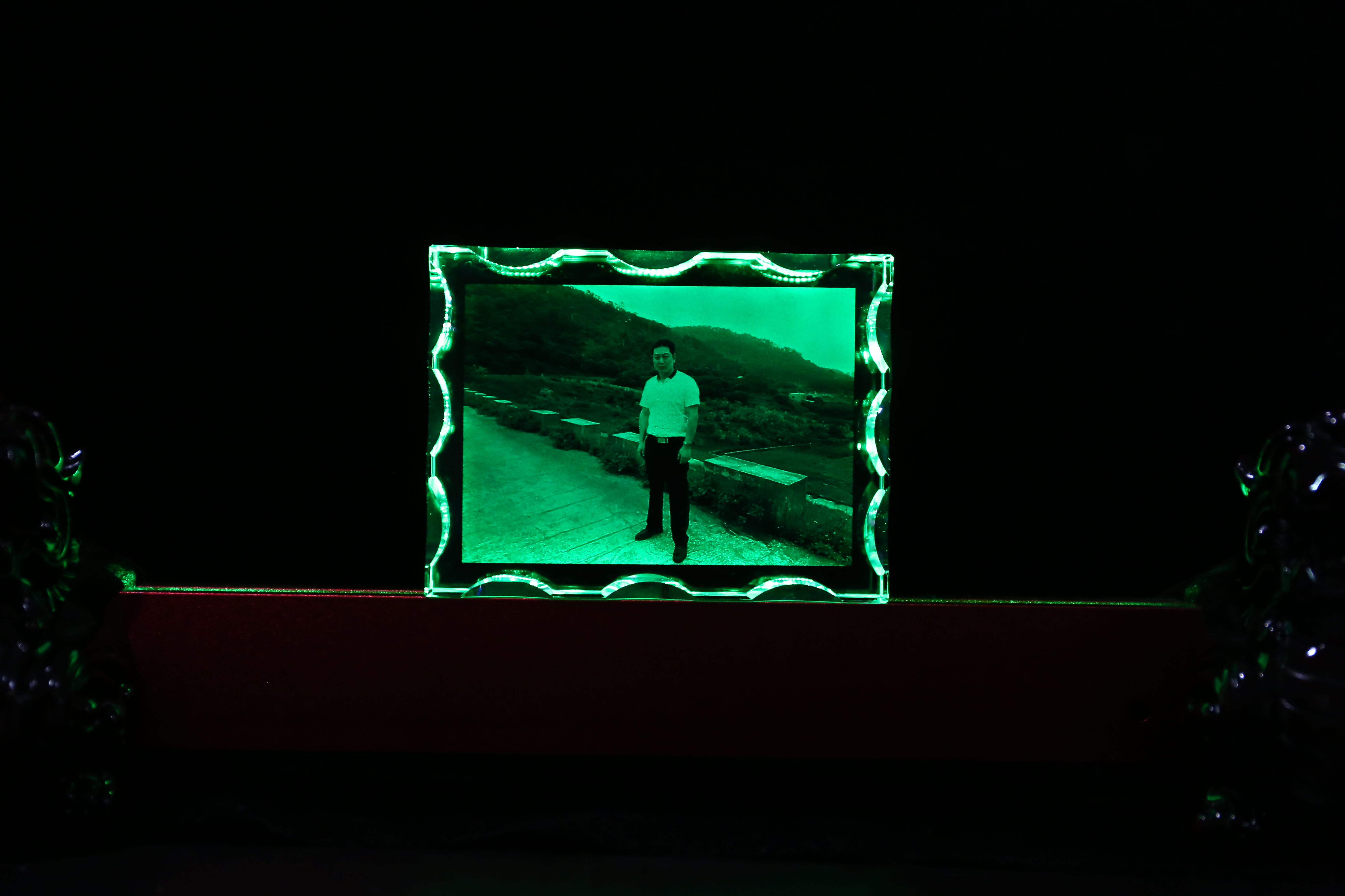 供應(yīng)水晶玻璃亞克力激光內(nèi)雕加工定制 激光雕刻 水晶禮品定制