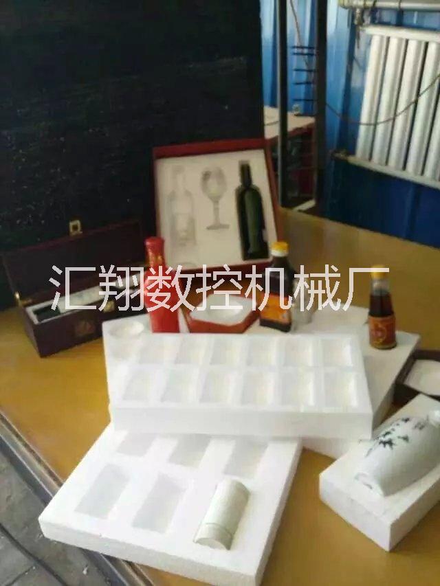 熱銷泡沫包裝免模機(jī)械匯翔機(jī)械免模包裝機(jī)