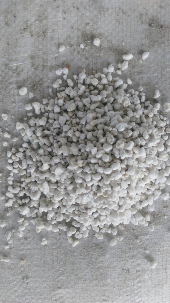 山東珍珠巖批發(fā)，山東珍珠巖批發(fā)，珍珠巖生產(chǎn)廠家報價