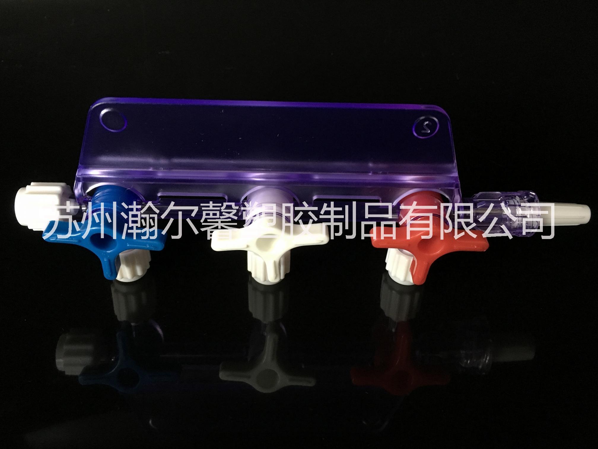 供應三連排三通閥