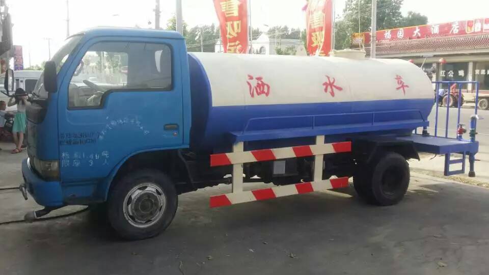 供應(yīng)各品牌二手灑水車價格二手吸糞車