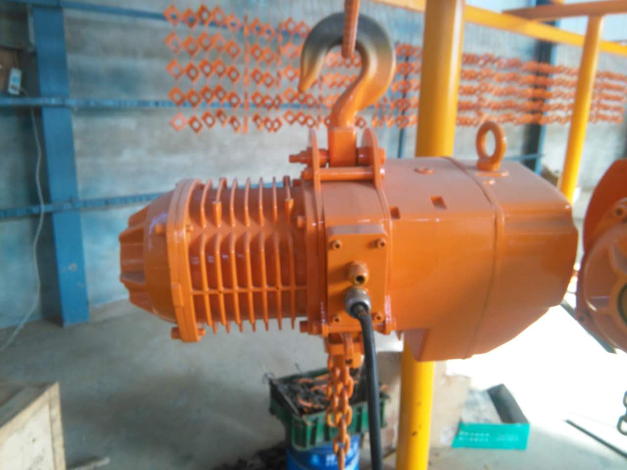 供應(yīng)0.5-60噸進(jìn)口環(huán)鏈電動(dòng)葫蘆起