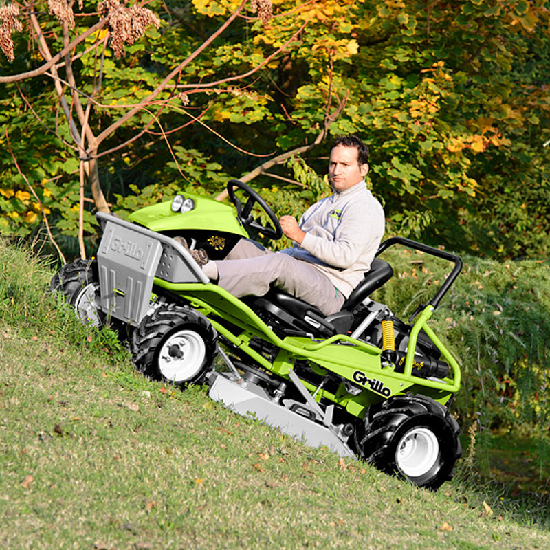 供應(yīng)斜坡割草機(jī) 四驅(qū)斜坡割草機(jī) 履帶式斜坡割草機(jī) 乘坐式斜坡割草機(jī)