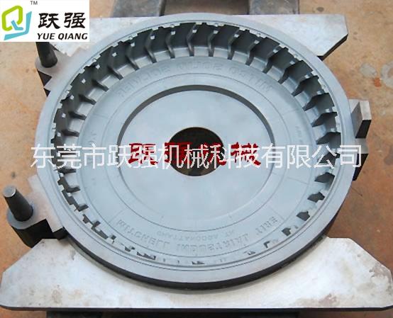 供應(yīng)用于水壺|酒瓶|保溫杯的轉(zhuǎn)盤式自動噴砂機(jī)