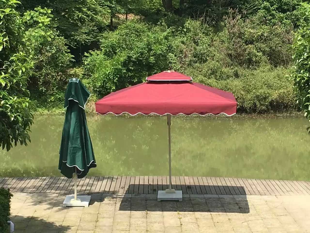 用于節(jié)能減排的連云港雨蓬邊住傘側(cè)邊傘曲臂遮陽(yáng)蓬