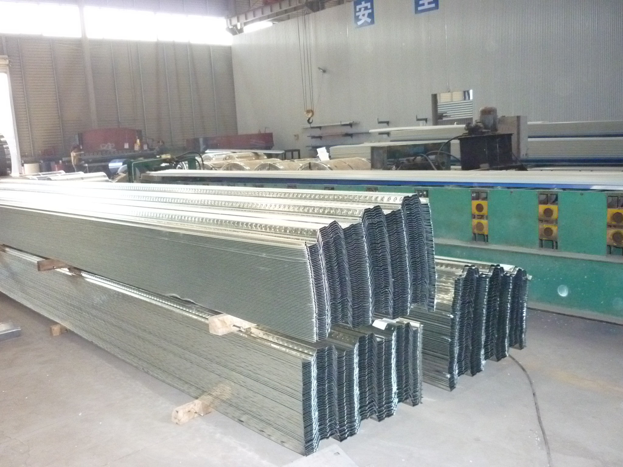 750樓承板  廠家直銷    專業(yè)生產(chǎn)銷售