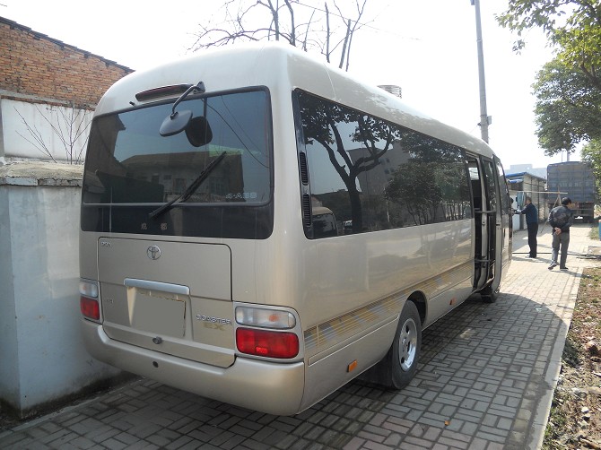 演出團(tuán)體車租賃江西南昌旅游租車三菱本田