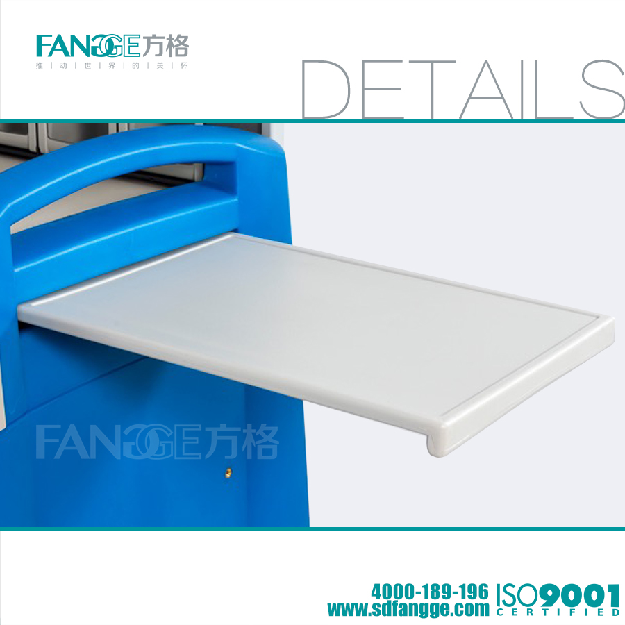 供應(yīng)醫(yī)用*車招標(biāo),方格醫(yī)用*車市場報價