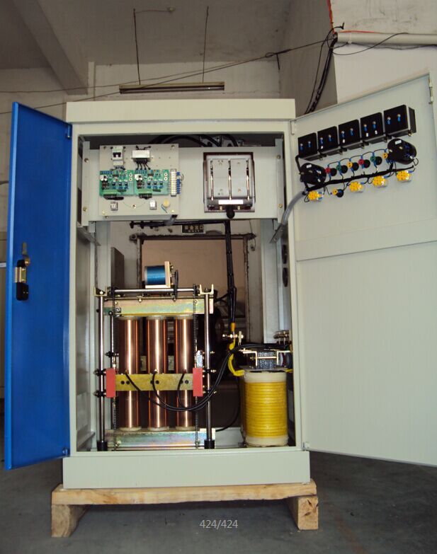 供應380V穩(wěn)壓器 電力穩(wěn)壓器 補償式電力穩(wěn)壓器 大功率穩(wěn)壓器