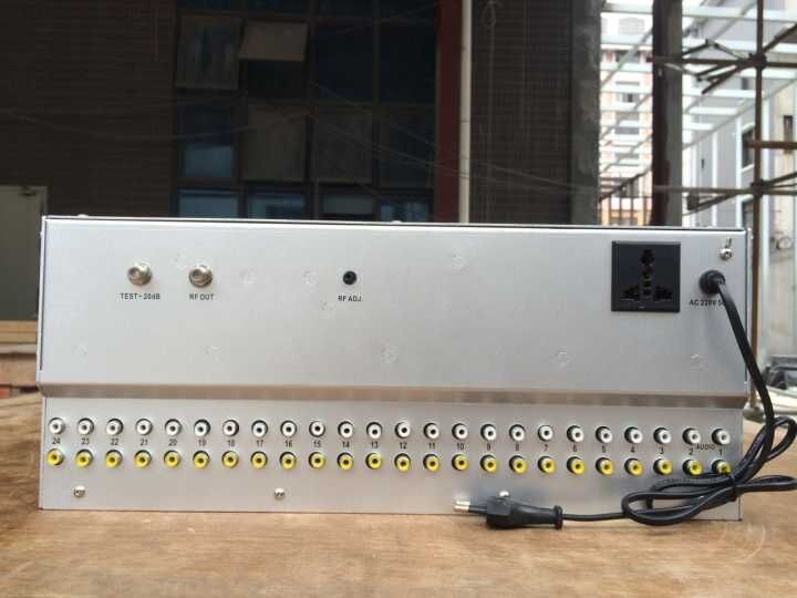 供應(yīng)16路插拔式鄰頻調(diào)制器,插拔式調(diào)制器,廣播級(jí)機(jī)頂盒共享器