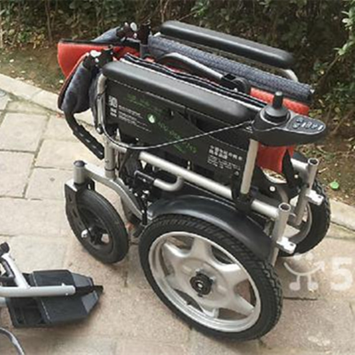 供應奔馬6003折疊電動輪椅老年人殘疾人輕便電動輪椅車正品包郵