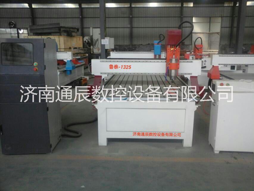 信陽(yáng)木工雕刻機(jī)河南木工雕刻機(jī)價(jià)格木工雕刻機(jī)經(jīng)銷(xiāo)商木工雕刻機(jī)廠家直銷(xiāo)