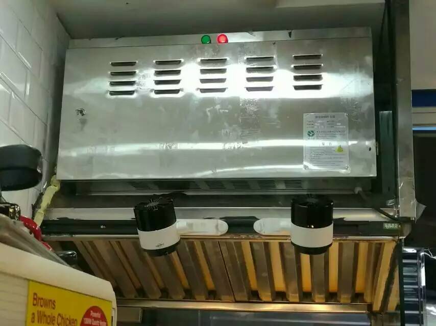 廣州廚房煙罩式油煙凈化器|廣州廚房環(huán)保設(shè)備廠家批發(fā)|廣東廣州煙罩式油煙凈化器供應(yīng)商