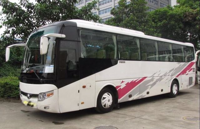 廣州租車特價包車企業(yè)上下班接送