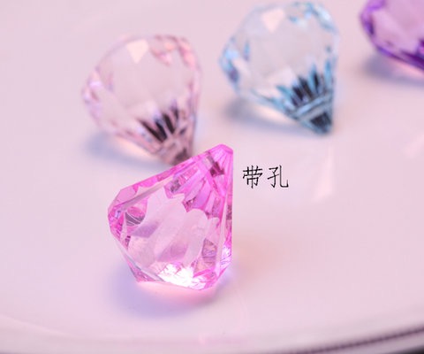 水晶鉆石頭吊墜轉(zhuǎn)運(yùn)球亞克力鉆石