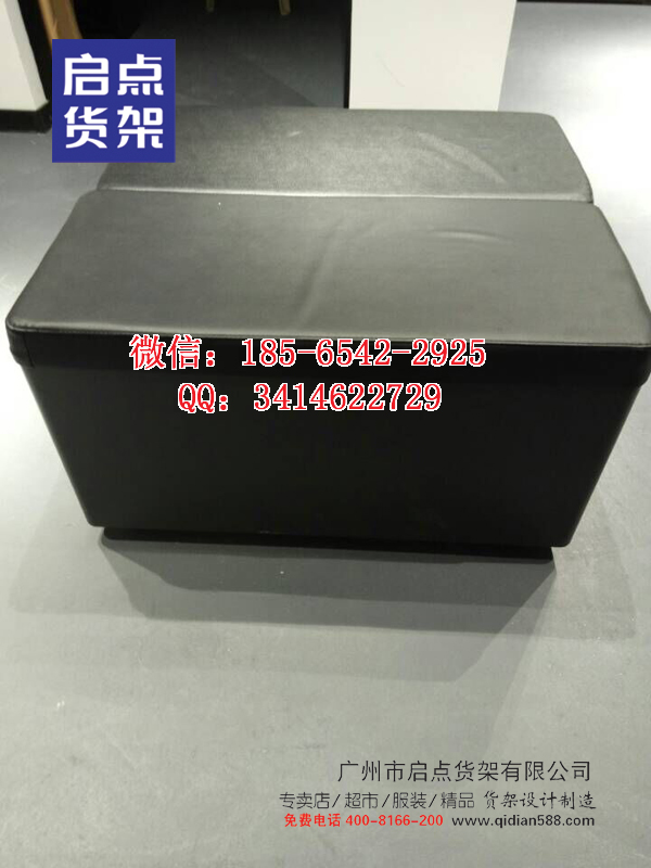 供應(yīng)卡門(mén)貨架廠家,km男裝貨架,流行男裝貨架