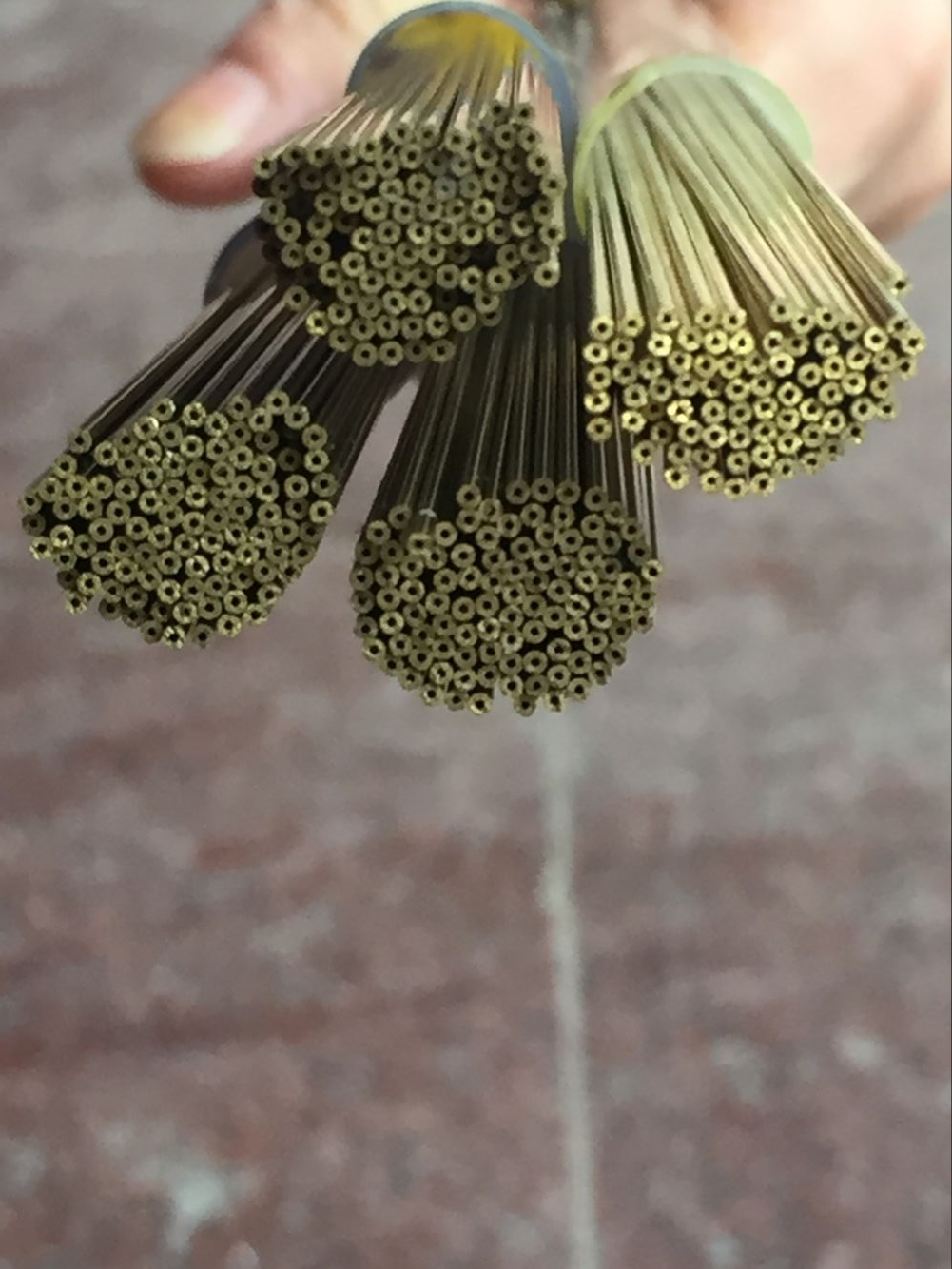 廠家直銷薄壁H65黃銅毛細(xì)管、H80黃銅毛細(xì)管（可精密切割）