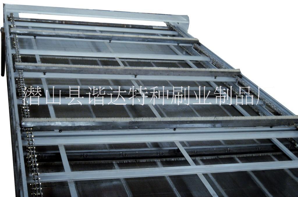 網(wǎng)篦式轉(zhuǎn)刷清污機毛刷輥 清污機毛刷廠家 清污機毛刷價格 清污機毛刷規(guī)格